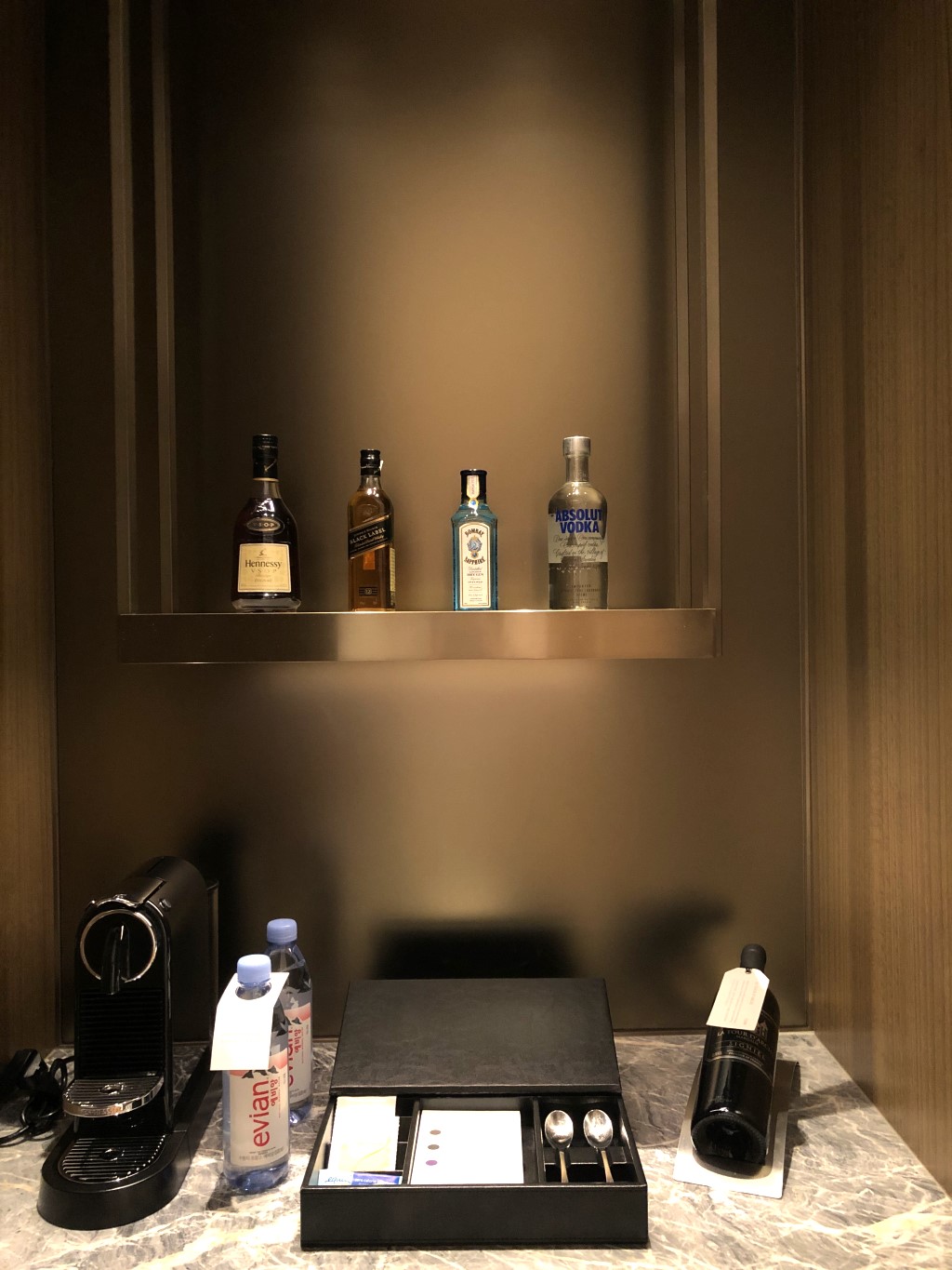 room bar